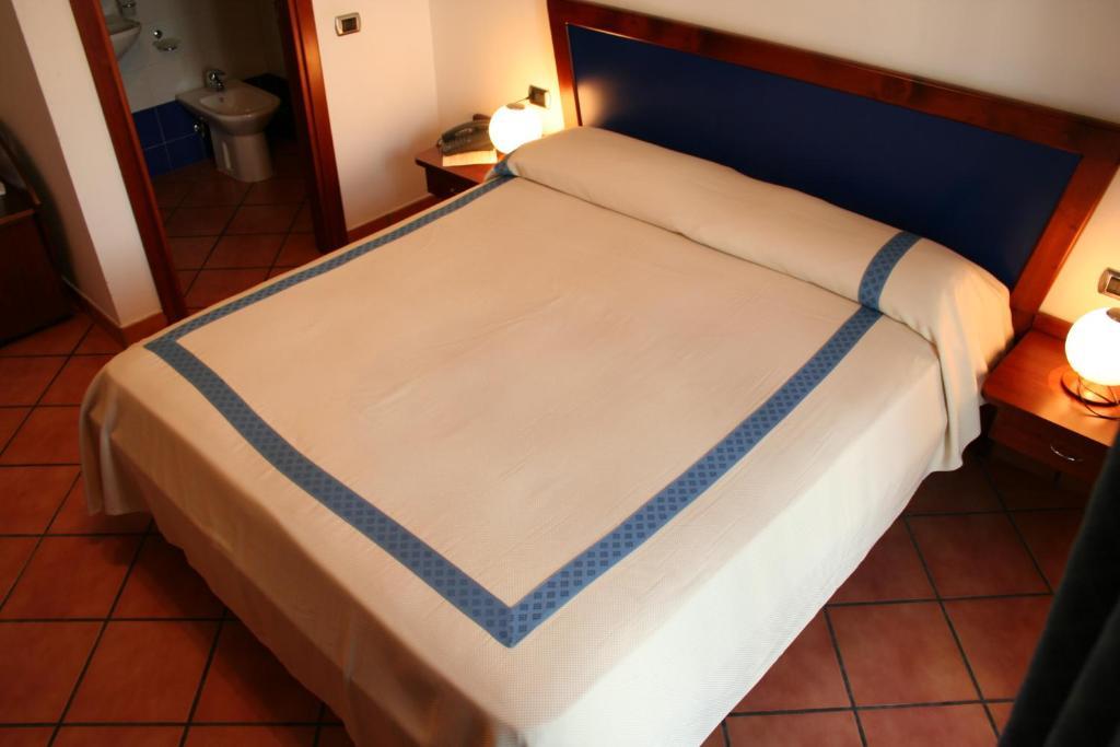 Hotel Locanda Dei Trecento سابري الغرفة الصورة